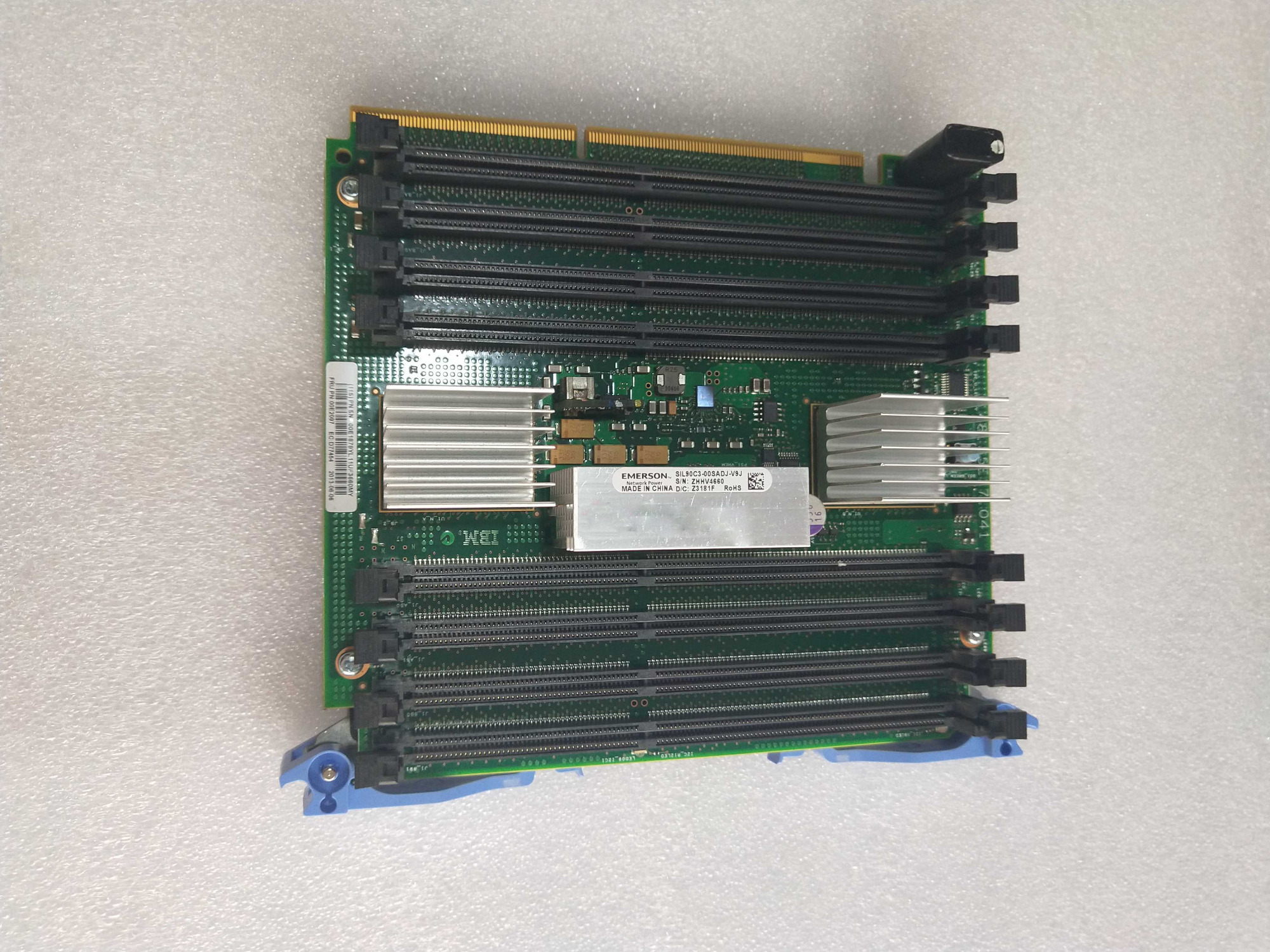 00E0639 IBM 8-Slot DDR3 Memory Riser Card 00E0638 * Pulled * — image 4